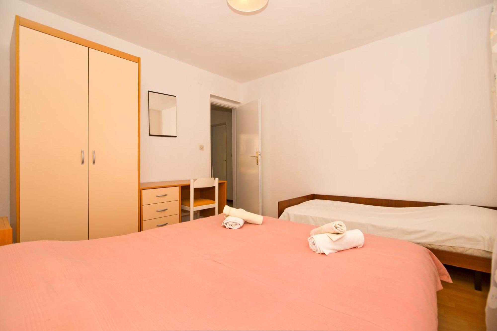 Seaside Secluded Apartments Cove Tvrdni Dolac, Hvar - 4008 Gdinj Rom bilde